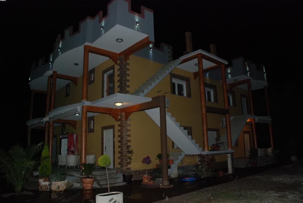 Apartments Ljiljanic 布德瓦 外观 照片