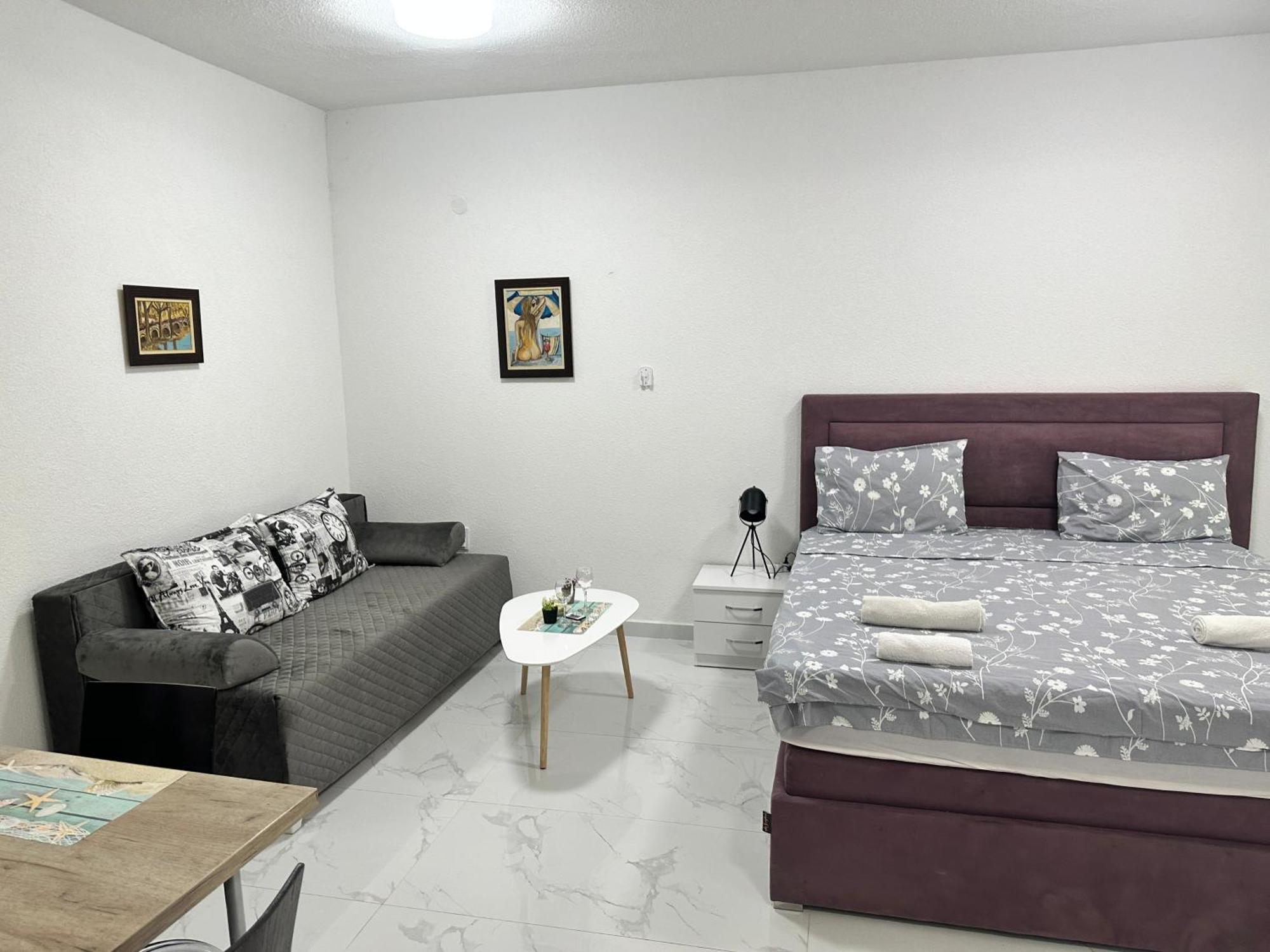 Apartments Ljiljanic 布德瓦 外观 照片