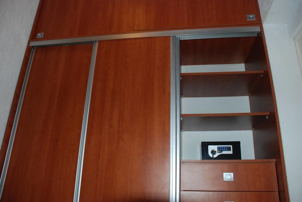 Apartments Ljiljanic 布德瓦 客房 照片