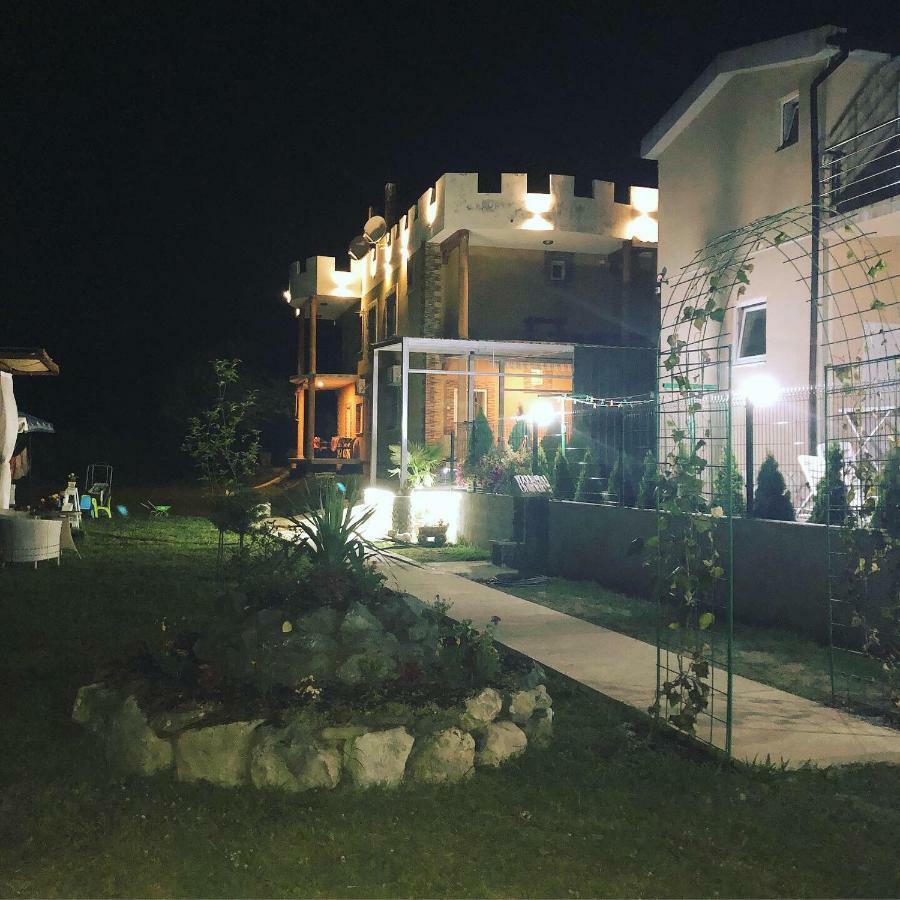 Apartments Ljiljanic 布德瓦 外观 照片